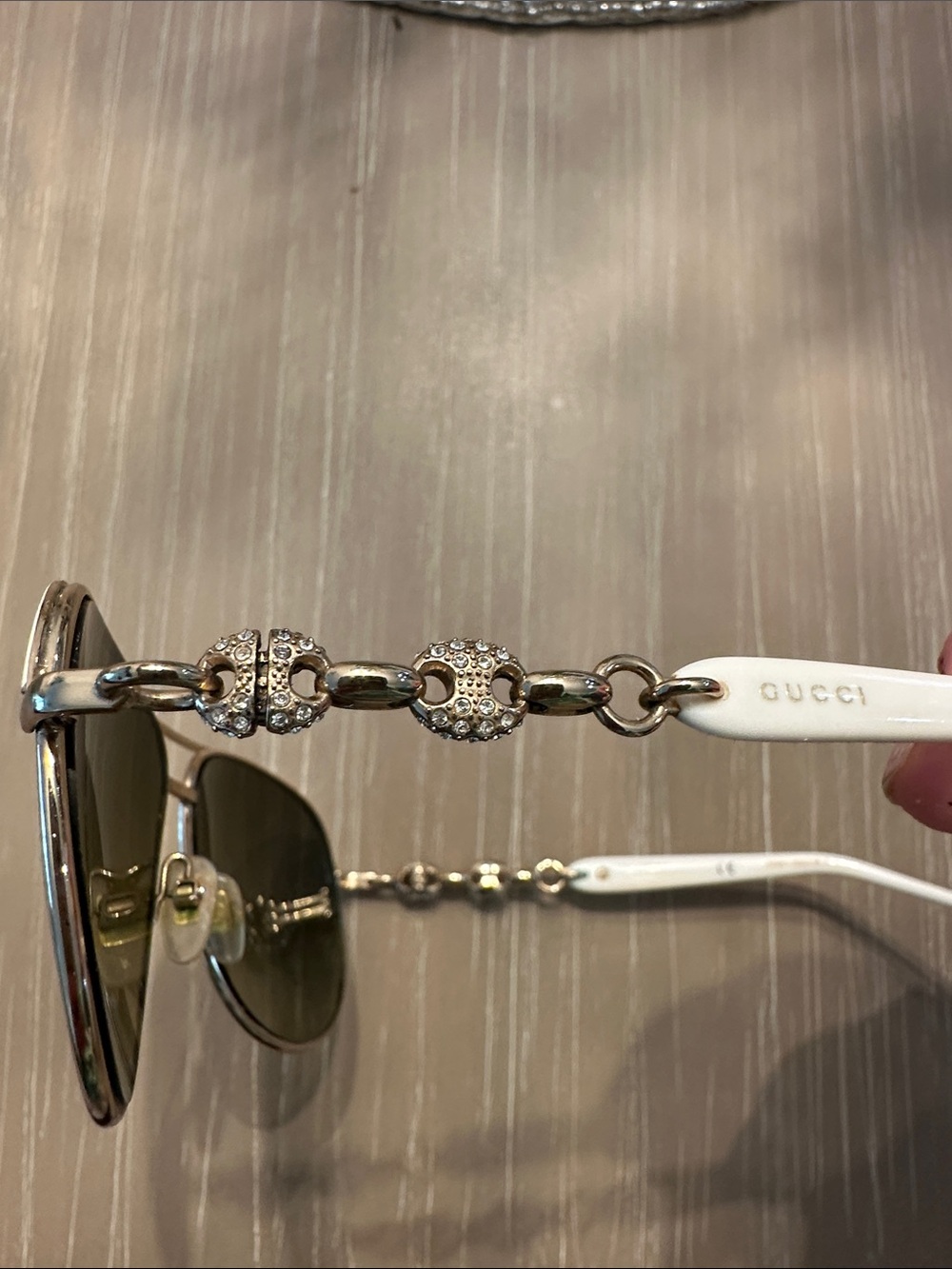Gucci Women's Aviator Sunglasses in Cream white and Gold - Picture 2 of 7